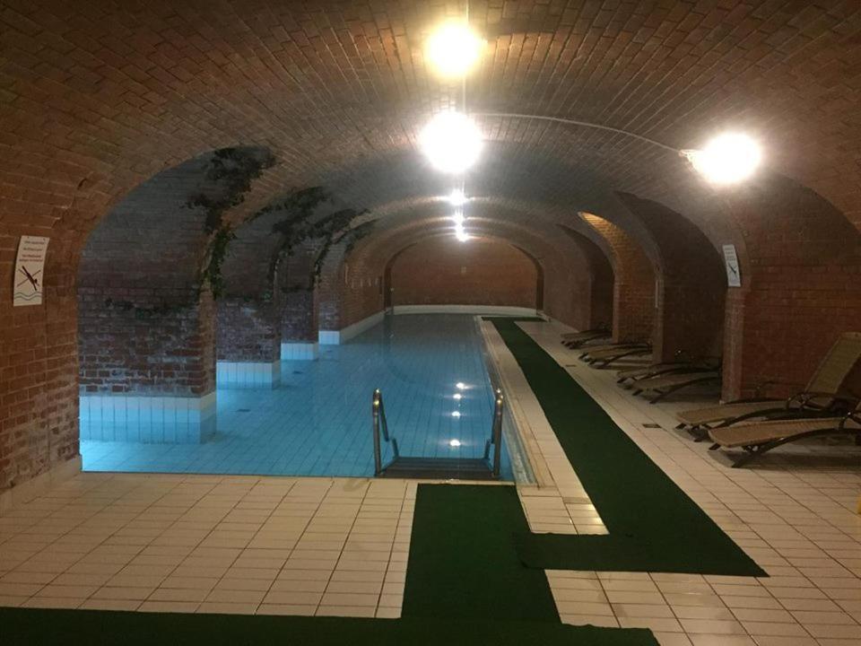 Hotel Familia Zamardi Bagian luar foto